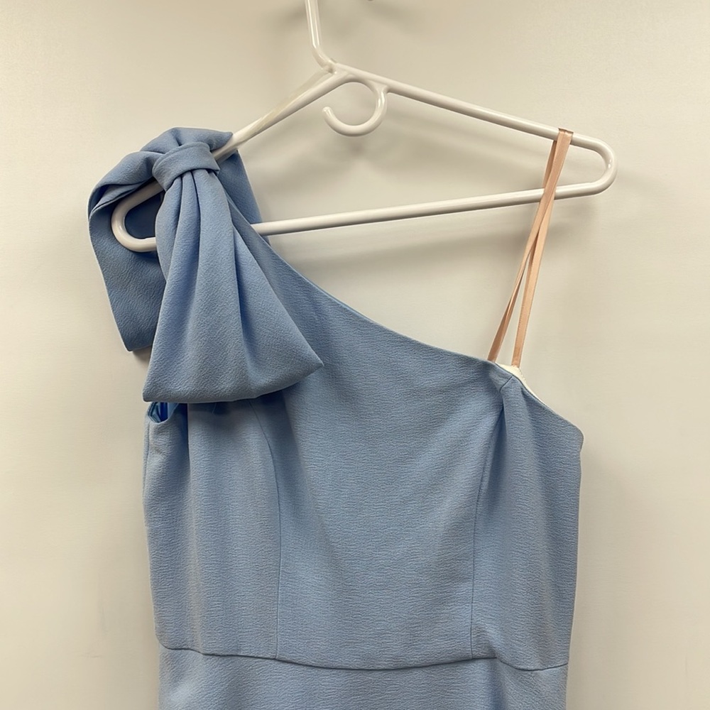 NWOT Gal Meets Glam - One Shoulder, Crepe Cocktail Dress Blue, Size 4 - Picture 3 of 11